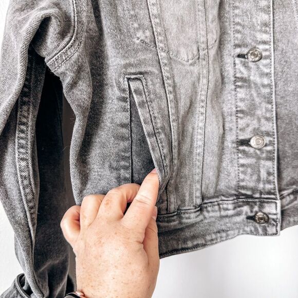 Wild Fable Grey Denim Jean Jacket Size Small - Picture 3 of 6